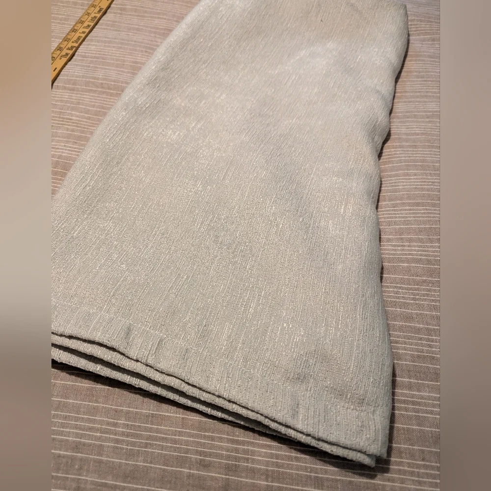 Lauren by Ralph Lauren lined light grey curtain panel - Picture 4 of 6